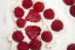 dickmilchkuchen-mit-obst